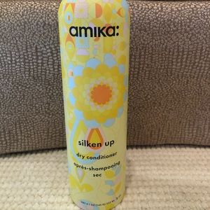 Amika dry conditioner